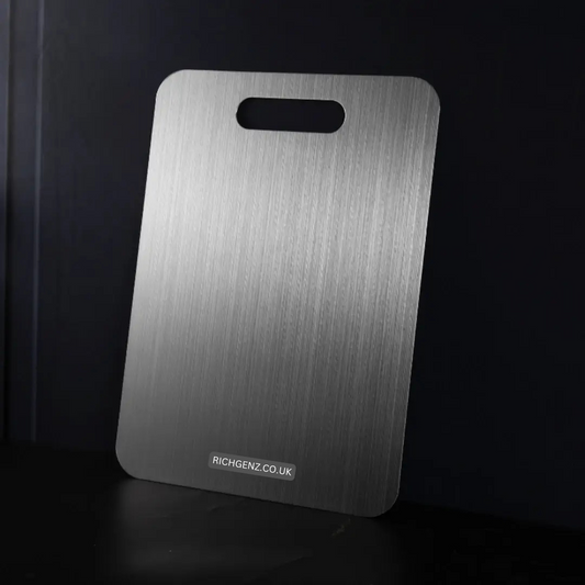 100% TITANIUM CUTTING BOARD